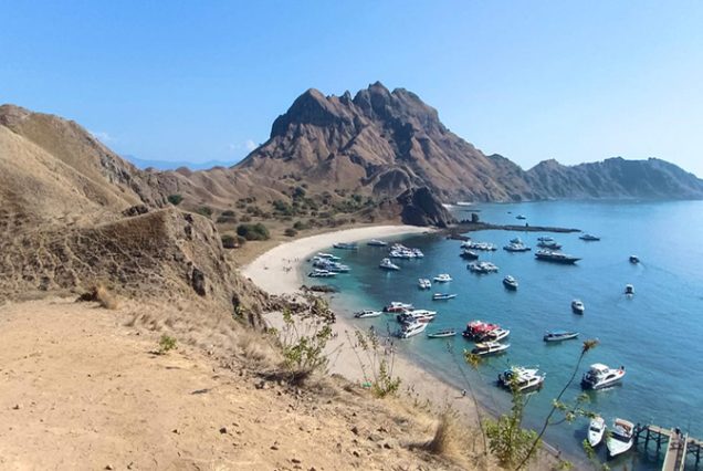 Komodo Open Trip With Phinisi Boat